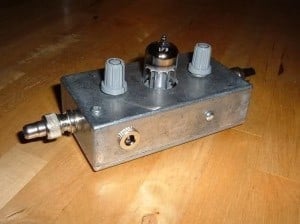 DIY tube oscillator by Hideaway Studio. DIY tube oscillator by Hideaway Studio.