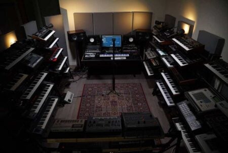 Download 1GB Of FREE Analog Synth Samples By Sharooz Raoofi